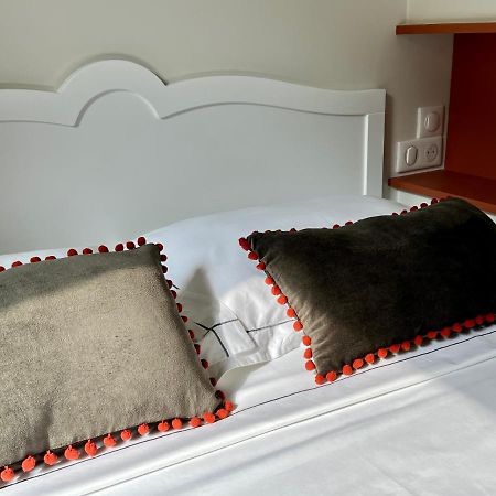 Bed and Breakfast Les Petits Volets 2 Antibes Esterno foto