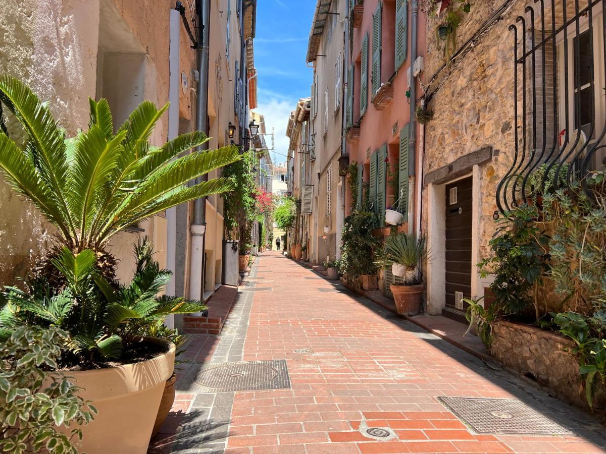 Bed and Breakfast Les Petits Volets 2 Antibes Esterno foto