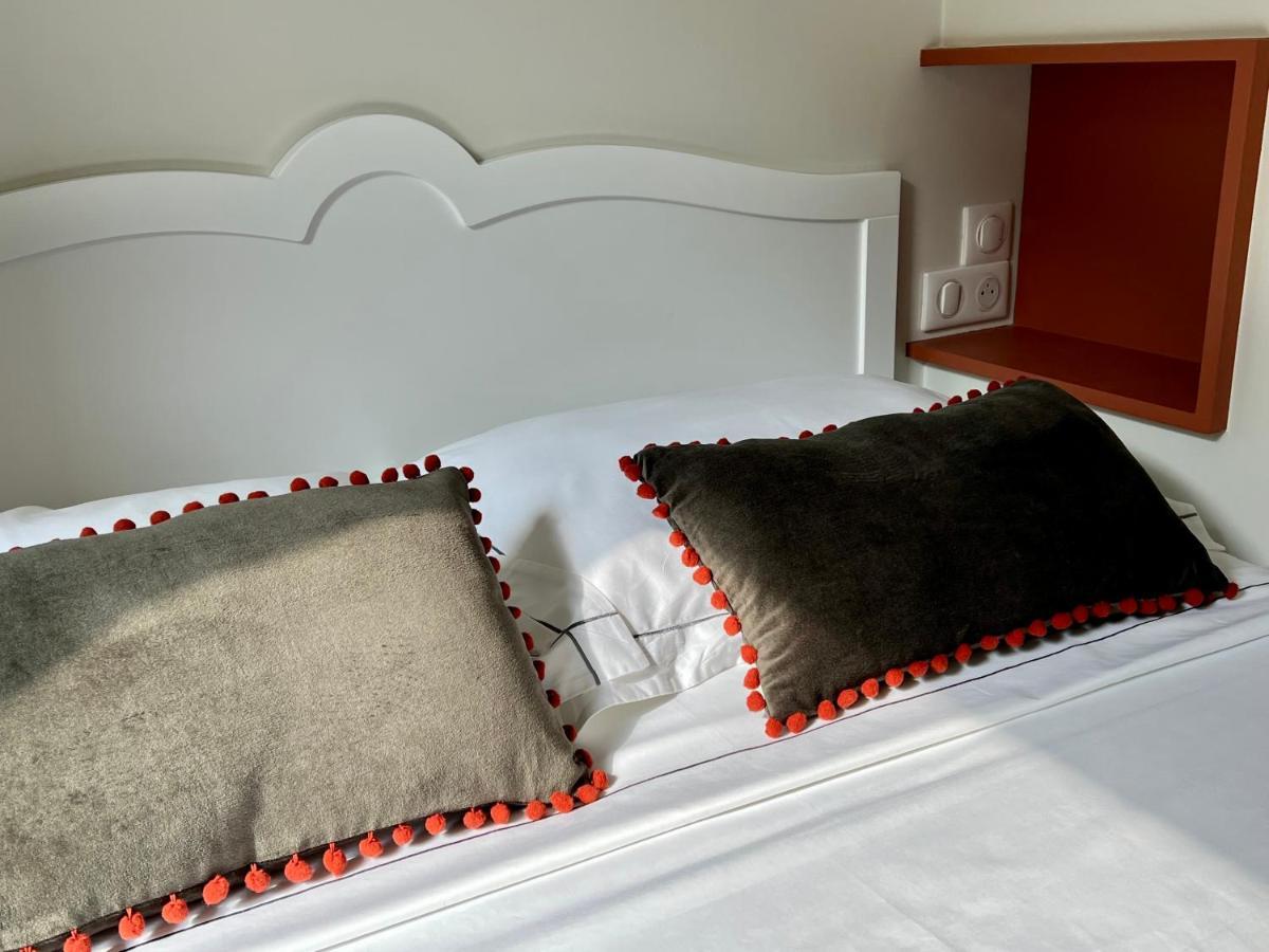 Bed and Breakfast Les Petits Volets 2 Antibes Esterno foto